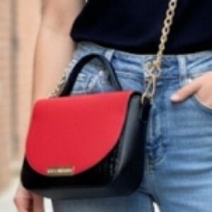 Steve Madden Red & Black Crossbody/satchel with removable gold chain